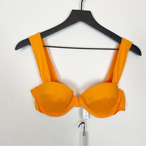 WeWoreWhat Claudia Bikini Swim Top - Picture 4 of 6